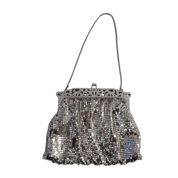 Vintage Whiting Davis Silver Metal Mesh Purse Evening Handbag - Picture 1 of 16